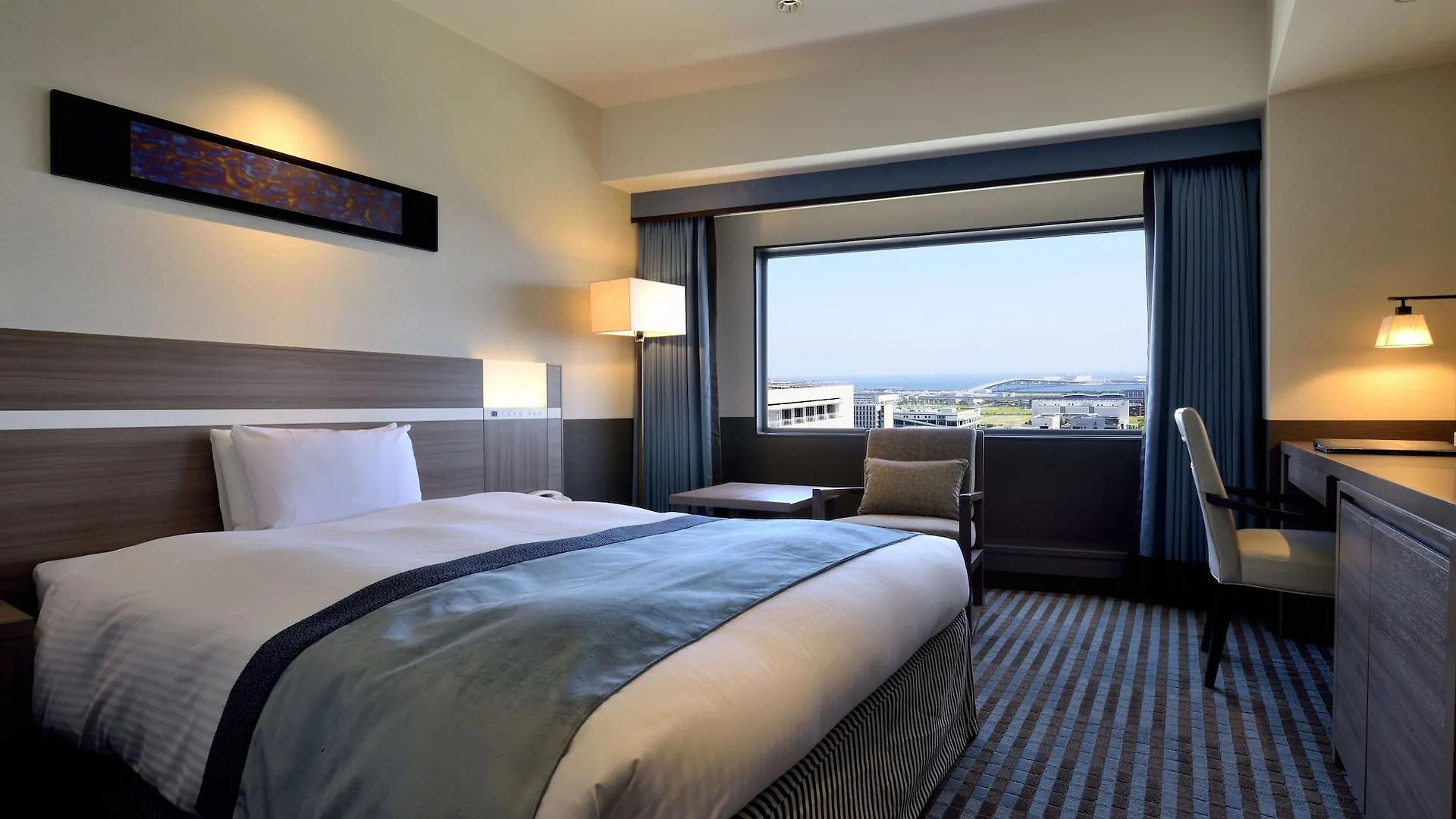 Kobe Portopia Hotel 5*,