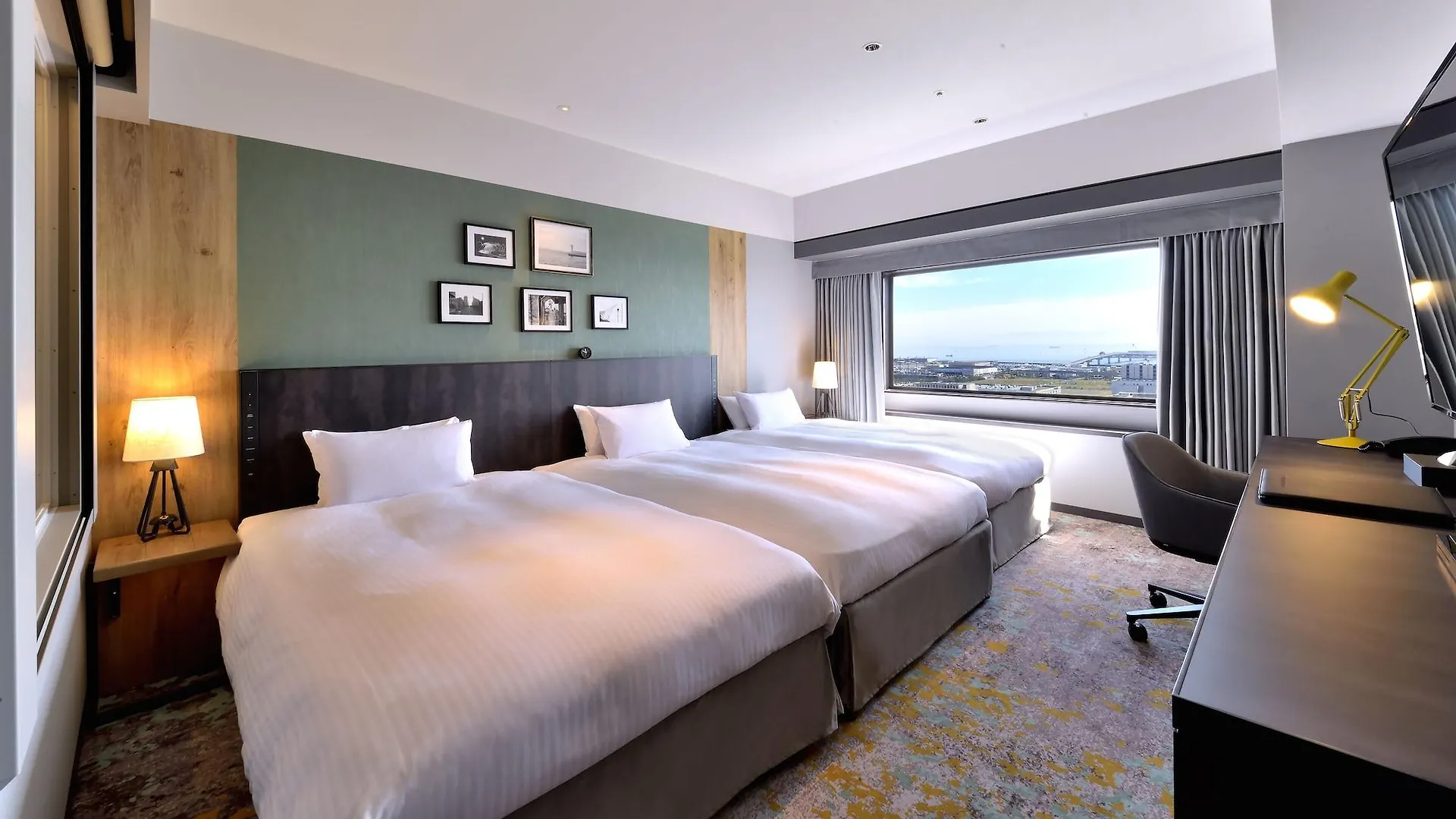 Kobe Portopia Hotel